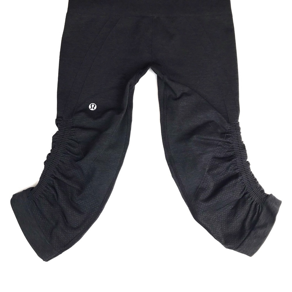 Lululemon In The Flow Crop II Heathered Deep Coal - Picture 4 of 9